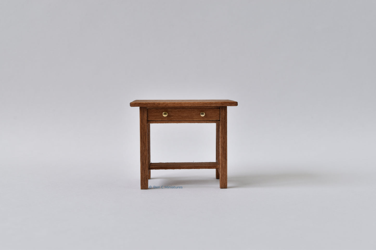 Arts and Crafts Table 24th scale